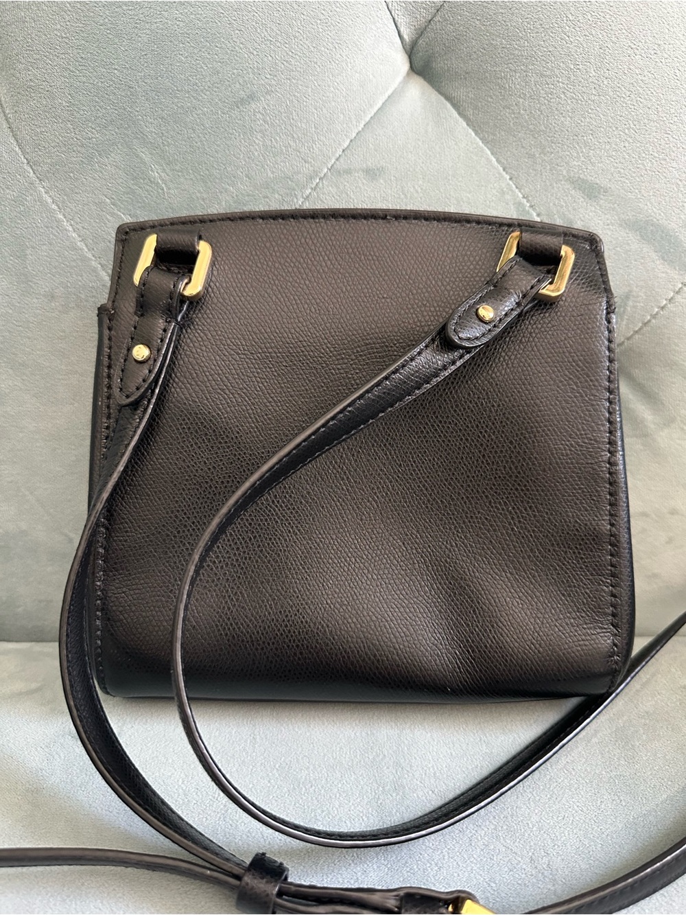 Ralph Lauren Black Leather Shoulder Bag with Gold Hardware - Picture 7 of 13